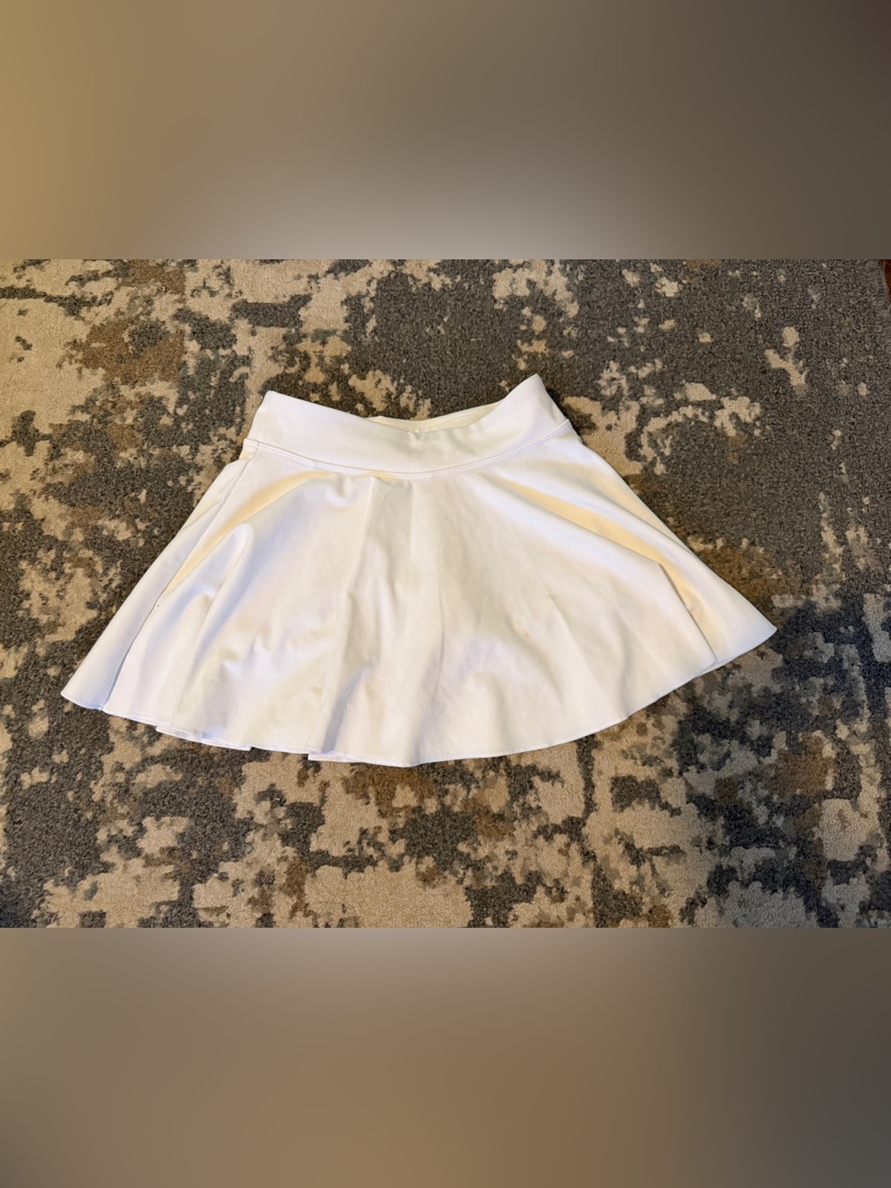Girl’s Under Armour White Skort Size Medium
